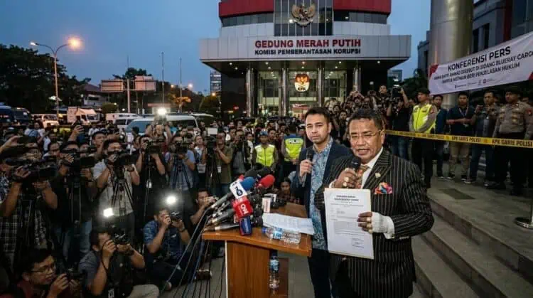 Usai Namanya Disebut dalam Dugaan Suap Bea Cukai, Raffi Ahmad Gandeng Hotman Paris