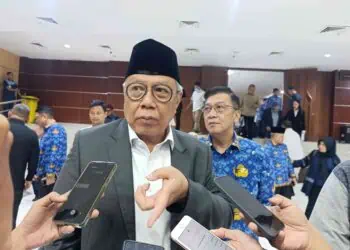 Benyamin Davnie Gagas Homeschooling untuk Anak Kurang Mampu