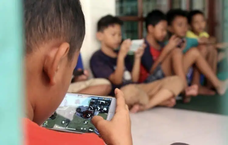 Libur Sekolah, Orang Tua di Lebak Diingatkan Bahaya Jerat Medsos