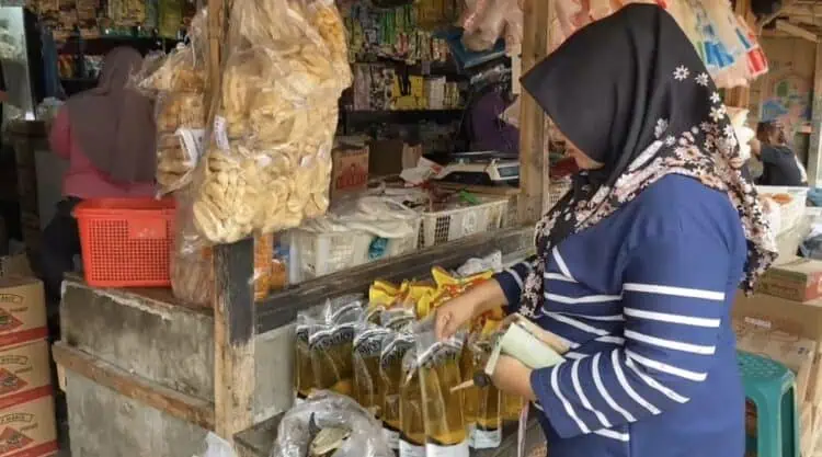 Kenaikan HET Belum Diumumkan, Harga MinyaKita di Lebak Sudah Rp 21 Ribu/Liter