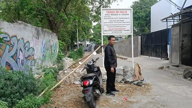 Sudah 8 Kali Akses Jalan Umum di Cipondoh Ditutup Sepihak