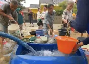 Kemarau, Krisis Air Bersih Melanda Cibuah Lebak