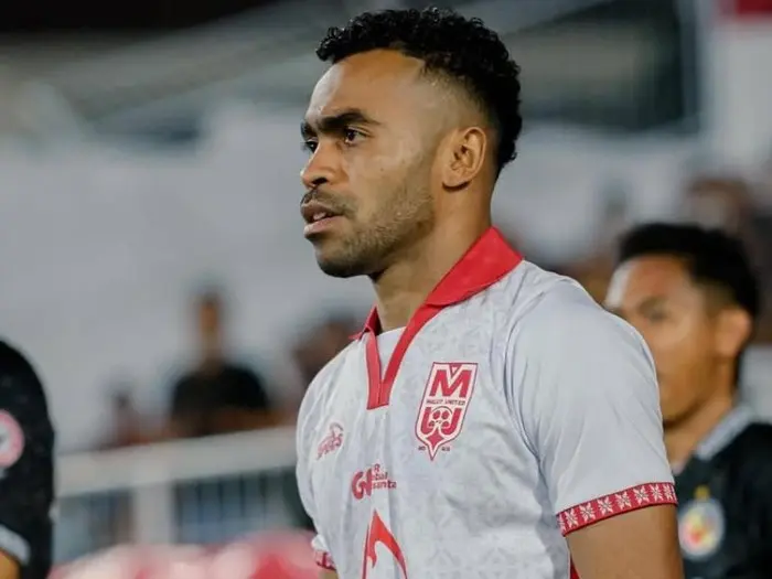 Cedera, Yakob Sayuri Tinggalkan Timnas