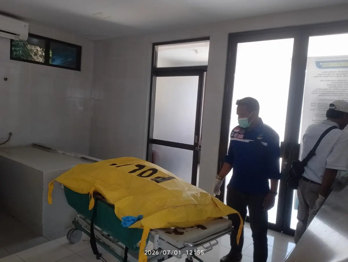 Jenazah Pria Tanpa Identitas Mengambang di Aliran Sungai Ciujung Lebak Jenazah Pria Tanpa Identitas Mengambang di Aliran Sungai Ciujung Lebak