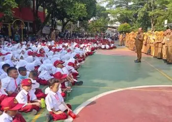 Hari Pertama Sekolah, MPLS di Cipondoh Dijamin Bebas Perpeloncoan