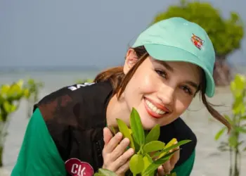 Cinta Laura Ingin Bangun Akses Air Bersih hingga Sekolah di Indonesia Timur