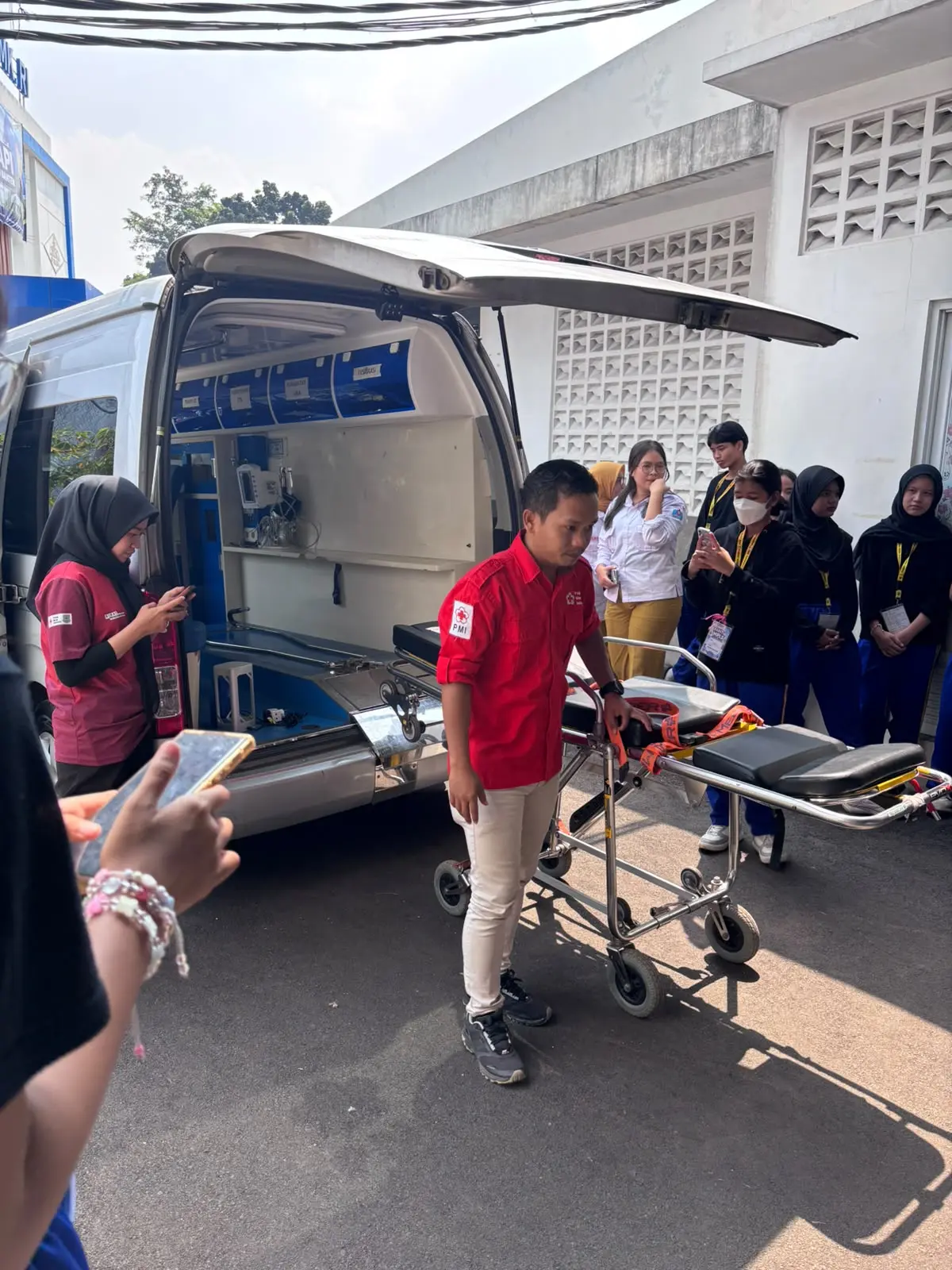 Ratusan Siswa Baru SMK Kesehatan Riksa Indrya, Ikuti Rangkaian MPLS 2026 Bersama PMI Tangsel