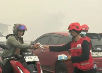 154 Warga Terdampak Asap TPA Jatiwaringin Jalani Pemeriksaan, Api Masih Membara