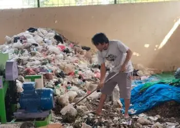 Layanan Angkut Sampah Dikabarkan Terhenti, Ketua TPS3R EcoSule Ajak Warga Tangerang Mulai Pilah Sampah dari Rumah