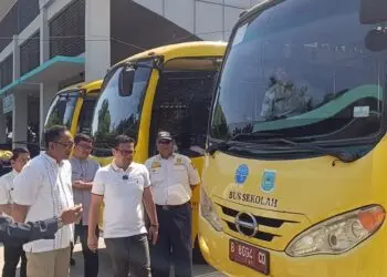 Pilar Tinjau Kesiapan Bus Sekolah Gratis Tangsel, Penambahan Armada Masih Ditunggu