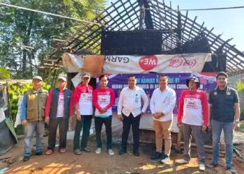 Pejabat, Pengusaha Hingga Karang Taruna di Curug Sulap Rumah Kumuh Jadi Layak Huni