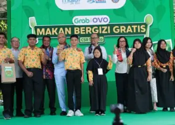 Kepala PPATK Tinjau Program MBG CSR di Tangerang, Pastikan Tak Gunakan APBN