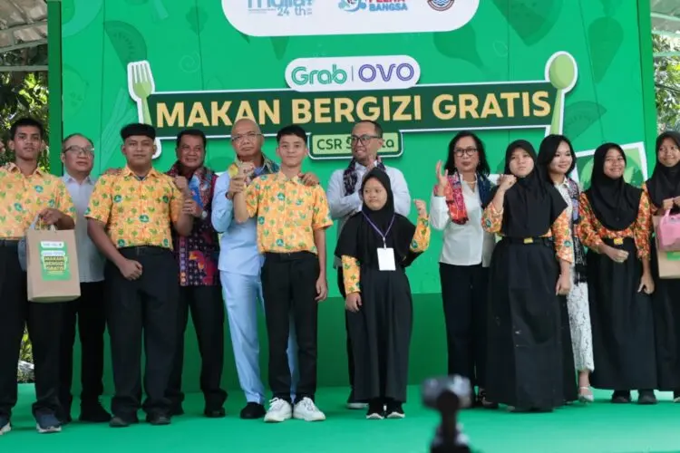 Kepala PPATK Tinjau Program MBG CSR di Tangerang, Pastikan Tak Gunakan APBN