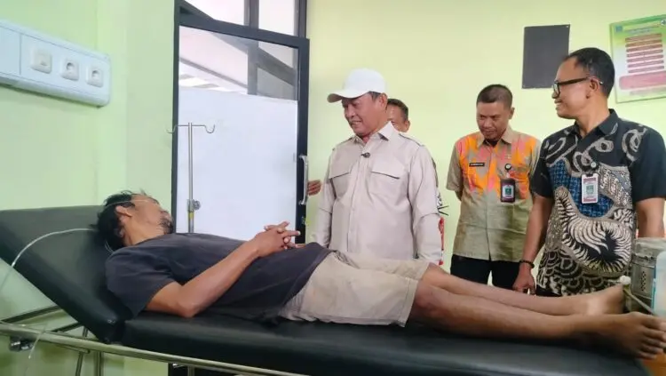 Kunjungi Puskesmas Kibin, Wabup Najib Dorong Akses Jalan dan PJU Diperbaiki