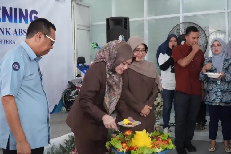 PERESMIAN - HUT Ke-30 sekaligus peresmian BPR-ABS, di Kelurahan Cigadung, Kecamatan Karang Tanjung, Kabupaten Pandeglang, Sabtu (18/7/2026). (ISTIMEWA)