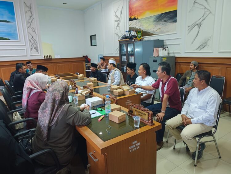 AUDIENSI - RPM Banten beraudiensi dengan DPRD Kabupaten Pandeglang, terkait rencana deklarasi anti LGBT, beberapa waktu lalu. (ISTIMEWA)