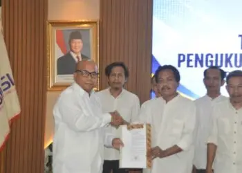 PELANTIKAN - Pengurus Pokja Newsroom Jaga Desa Kabupaten/Kota Se-Banten, dilantik di GSG DPRD Provinsi Banten, Kamis (23/7/2026). (ISTIMEWA)