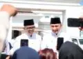 MENYAMPAIKAN KETERANGAN - Gubenur Banten Andra Soni dan Wagub Banten Achmad Dimyati Natakusumah, menyampaikan keterangan beberapa waktu lalu. Saat ini, hubungan antara kedua pimpinan di Banten dengan Sekda Banten Deden Apriandhi dikabarkan tidak harmonis. (DOKUMEN/SATELITNEWS.COM)