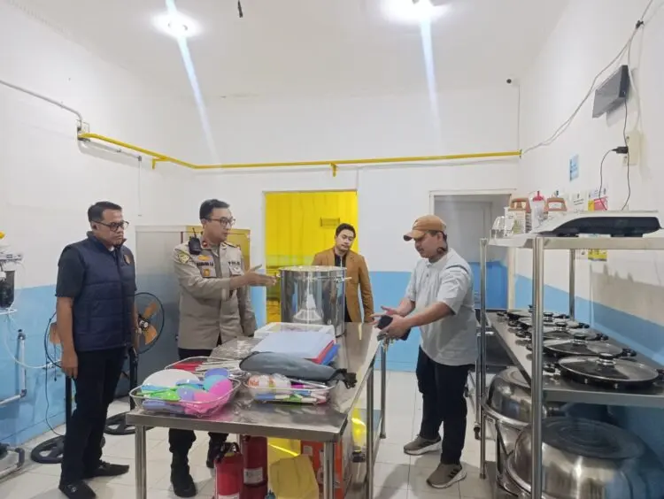 Sekuriti SPPG di Ciputat Curi 1.700 Ompreng MBG