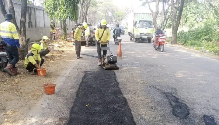 Jalan Pajajaran Jatiuwung Ditambal