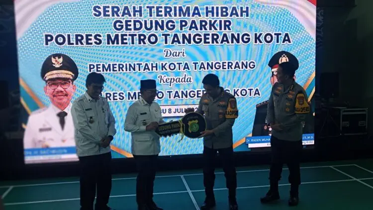 Pemkot Tangerang Hibahkan Gedung Parkir Senilai Rp20,9 Miliar kepada Polres Metro Tangerang Kota