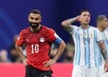 Kemenangan Argentina Diwarnai Drama dan Kontroversi