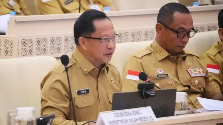 Meski Tertekan Fiskal, Pemda Diminta Tak Rumahkan PPPK
