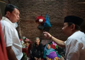 Rumah Ibu Suemah Roboh Diterjang Erosi dan Angin, Bupati Tangerang Perintahkan Segera Dibangun