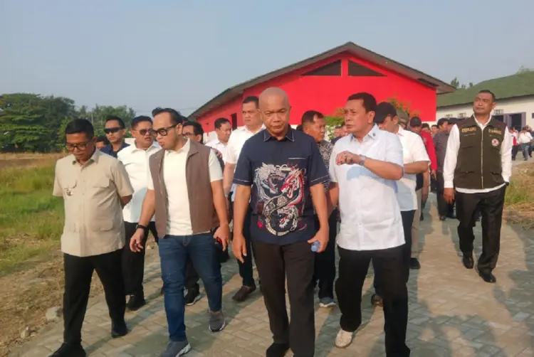 Pemkab Tangerang dan Apednas Luncurkan Proyek 1.000 Ayam Petelur