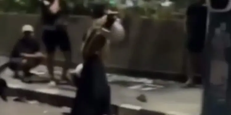 Waduh.., Waria dan Pemuda Bentrok di Alun-alun Rangkasbitung