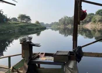 Air Sungai Cisadane Menghitam dan Bau, Ini Langkah DLH Kota Tangerang