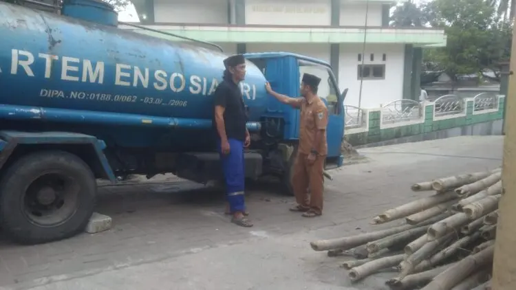 5.000 Liter Air Bersih Disalurkan Untuk Masjid Jami di Pagerbatu Pandeglang