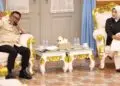 BERBINCANG : Gubernur Banten Andra Soni, berbincang dengan Ketua DPD Pemuda Tani Indonesia Provinsi Banten, Annisa Maharani Alzahra Mahesa. (ISTIMEWA)
