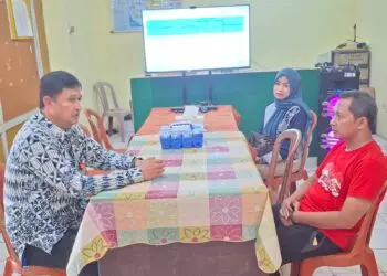 KUNJUNGAN - Sekda Kabupaten Serang Zaldi Dhuhana, berkunjung ke Kantor Kecamatan Baros, Kamis (13/8/2026). (ISTIMEWA)