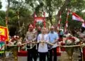 PERESMIAN -- Jembatan Merah Putih (MP) Presisi, diresmikan oleh Bupati Serang Ratu Rachmatuzakiyah dan Kapolres Serang Kabupaten AKBP Andri Kurniawan, Kajari Serang IG. Punia Atmaja NR, Wakil Ketua DPRD Kabupaten Serang Agus Wahyudiono, dan Kepala DPUPR Kabupaten Serang Moch. Ronny Natadipraja. (ISTIMEWA)