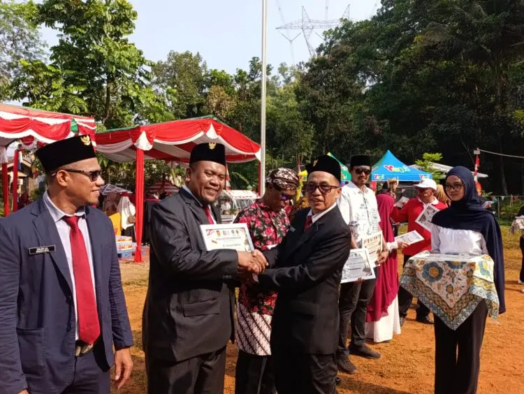 Semarak HUT RI ke-81, Warga Amarapura Tangsel Perkuat Kekompakan dan Gotong Royong