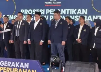 PENGAMBILAN SUMPAH : Pengurus DPW NasDem Banten periode 2026-2031 diambil sumpah jabatan. (ADIB FAHRI/SATELITNEWS.COM)