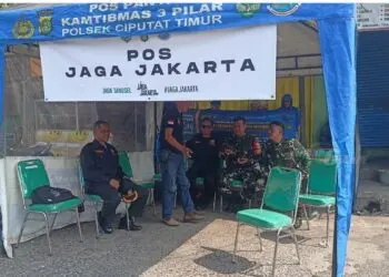Pos Jaga Jakarta di Flyover Ciputat Sediakan Layanan Ganti Oli Gratis untuk Ojol