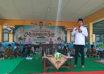 MAULID NABI -- Wabup Pandeglang Iing Andri Supriadi, menghadiri acara peringatan Maulid Nabi Muhammad SAW. (ISTIMEWA)