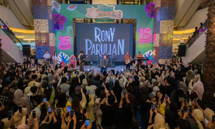 Tangcity Mall Rayakan HUT ke-15 Lewat Program "1n5pirations", Hadirkan Rony Parulian hingga Promo Belanja