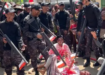 PERINGATAN HUT RI - Warga Desa Bandung, Kecamatan Banjar, Kabupaten Pandeglang, memeriahkan dan memperingati HUT Ke-81 Kemerdekaan RI, Senin (17/8/2026). (ISTIMEWA)