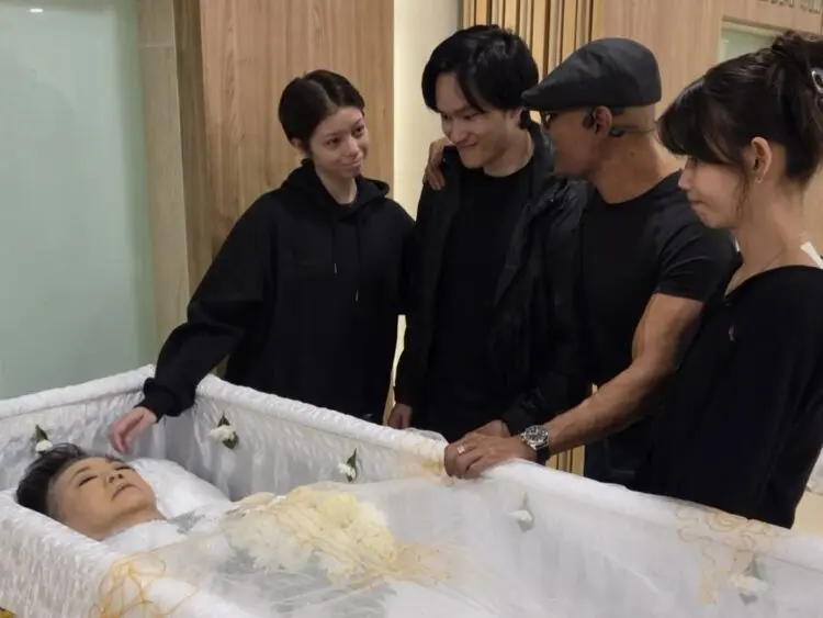 Ibunda Berpulang, Deddy Corbuzier Disebut Sangat Tegar