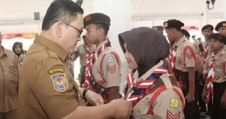Amir Hamzah Titip Nama Lebak kepada 32 Pramuka