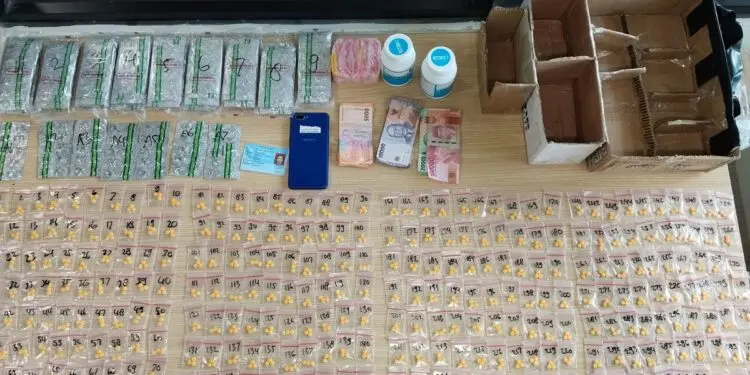 Polisi Gerebek Kios Obat Ilegal di Kosambi, Ribuan Butir Tramadol dan Hexymer Disita