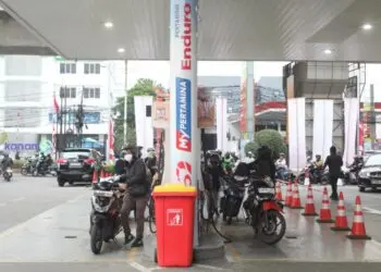 Indonesia Impor Minyak RI 700 Ribu Barel, Pembatasan Pertalite Masih Dikaji