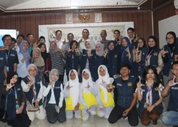 Waspada Berita Hoax, KKM Literasi 13 Untirta Gelar Seminar di Balai Desa Tegal Kunir Lor