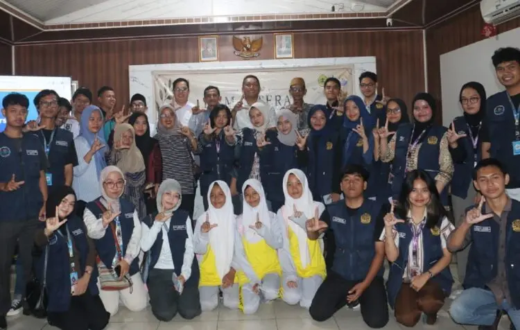 Waspada Berita Hoax, KKM Literasi 13 Untirta Gelar Seminar di Balai Desa Tegal Kunir Lor
