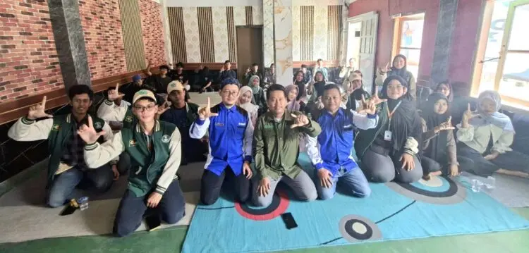 Relawan TIK Banten Gelar Edukasi Literasi Digital di PKBM Himata Sindang Jaya