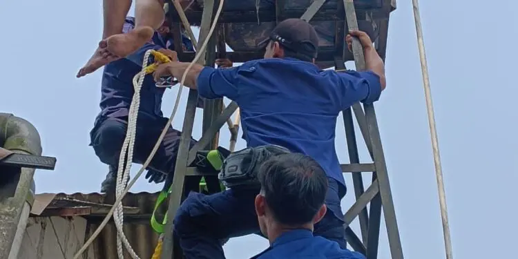 Mahasiswa KKN dari UIN Jakarta Tersengat Listrik Saat Bersihkan Toren Air di Panongan