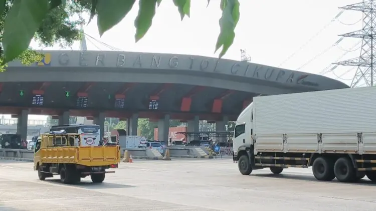 Jelang Demo DPR 27 Agustus, Polresta Tangerang Sekat Stasiun hingga Tol Merak-Tangerang